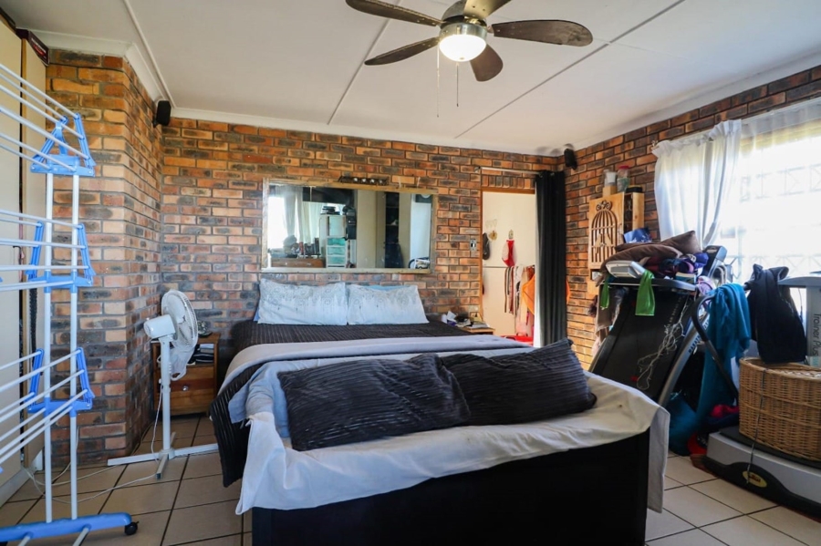 3 Bedroom Property for Sale in East London Rural Eastern Cape